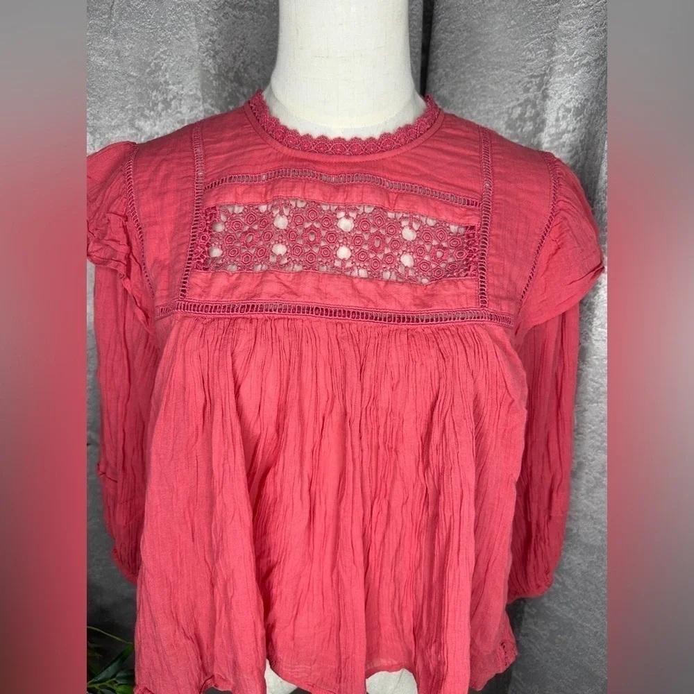 Free People Women’s Boho Flora Ruffle Oversized Crochet Top Salmon Pink Sz M - Picture 4 of 13